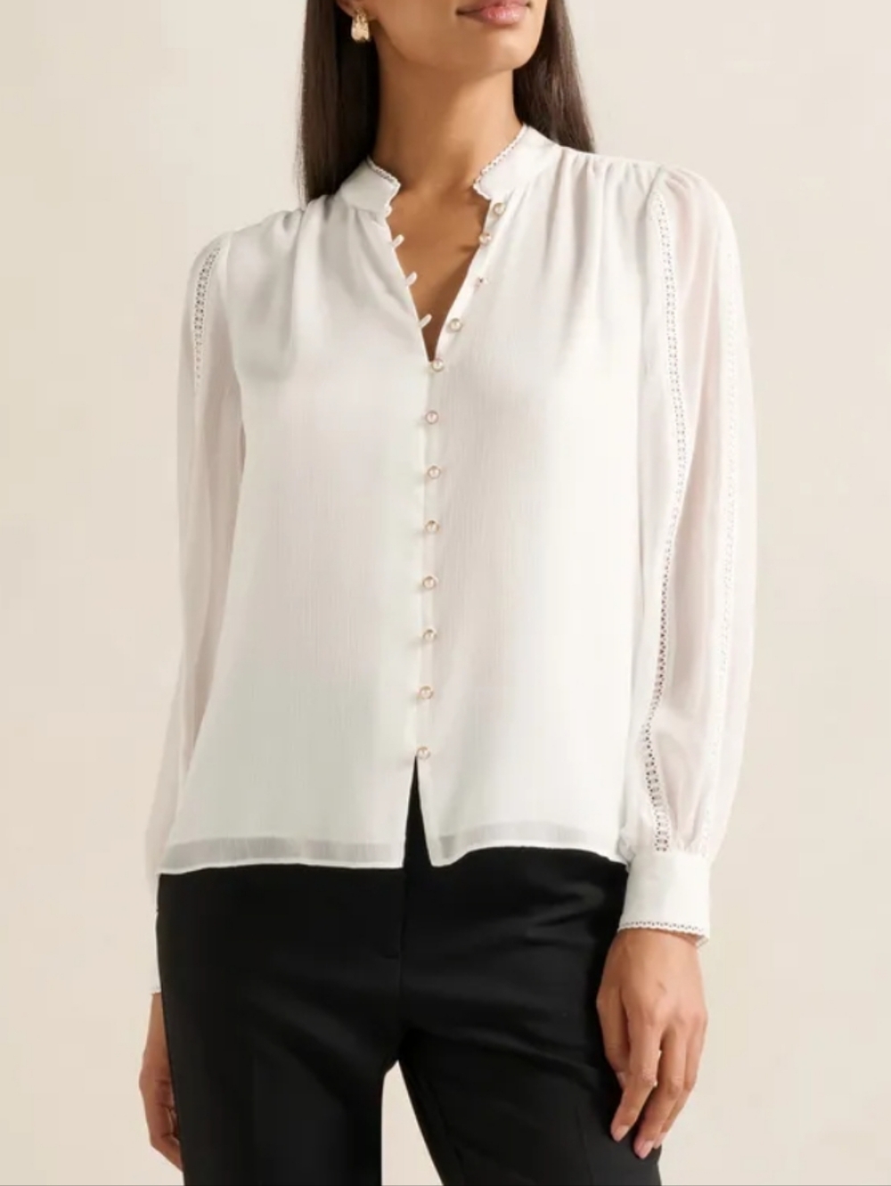 Ever New Cream Button-Front Long Sleeve Blouse